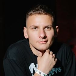 Александр Шустослав логотип