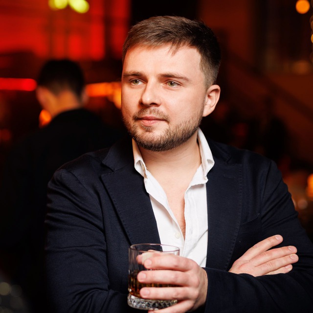 Андрей Дашкевич логотип
