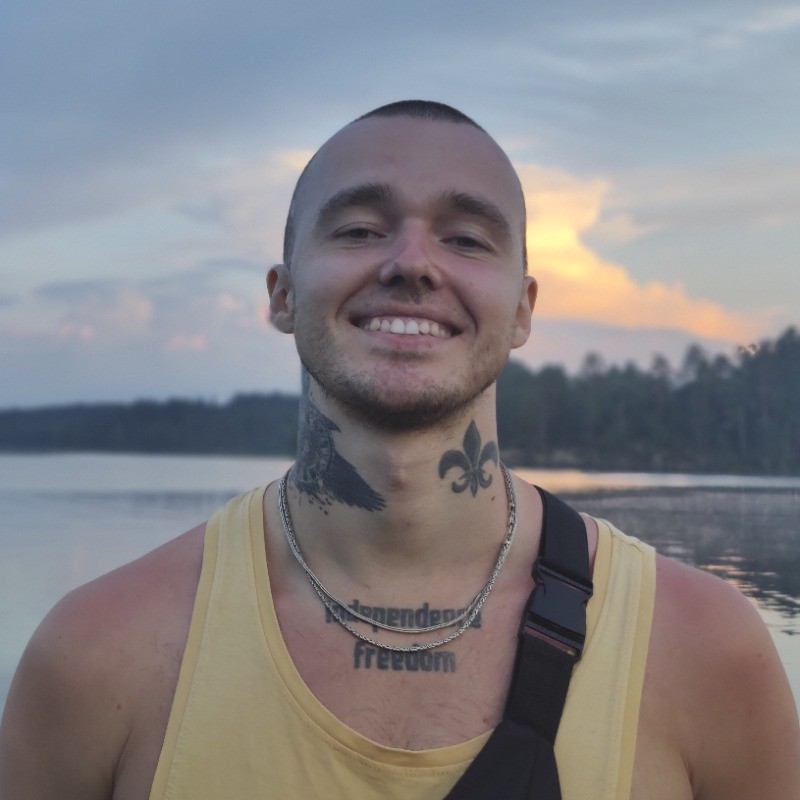 Андрей Швец