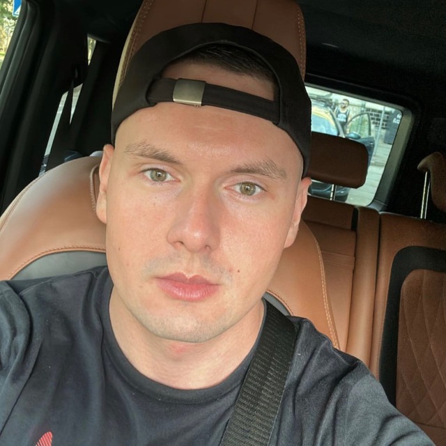 Артур Жуков логотип