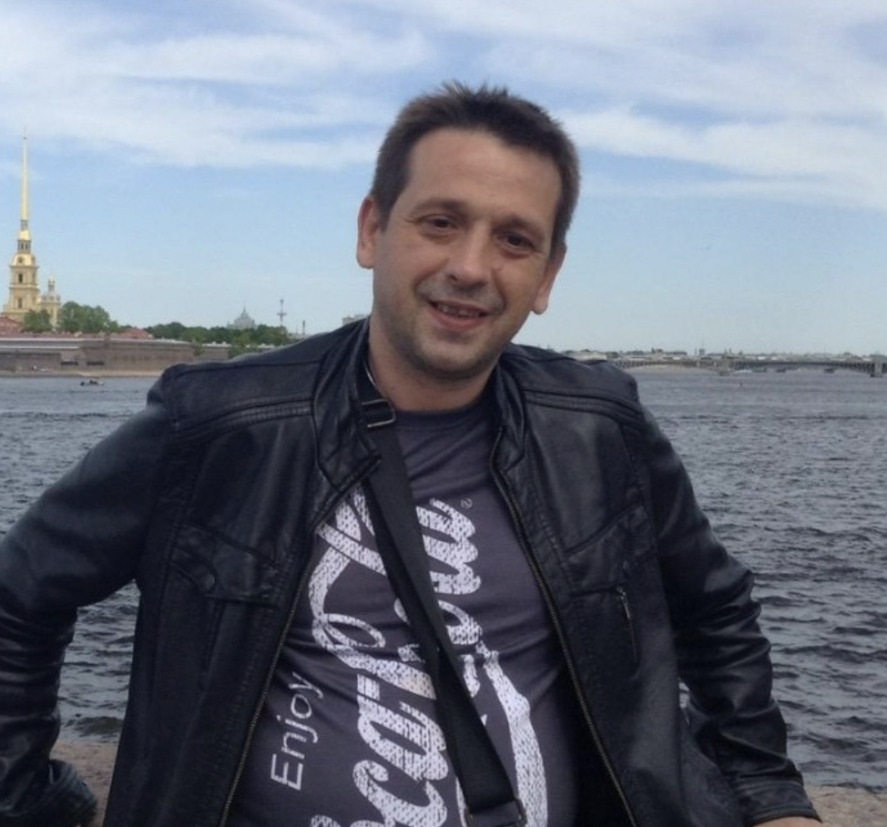 Денис Поздняков логотип