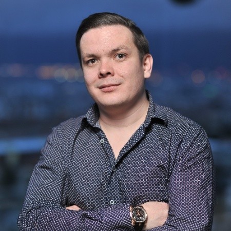 Евгений Каюмов логотип