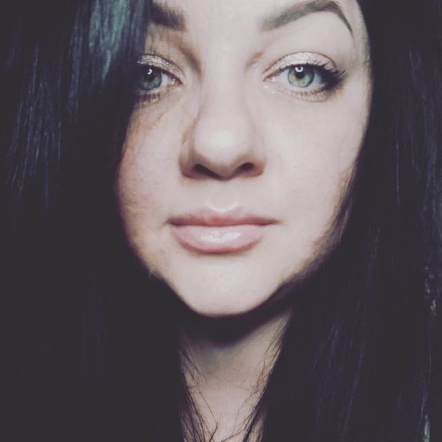 Анна Зоц логотип