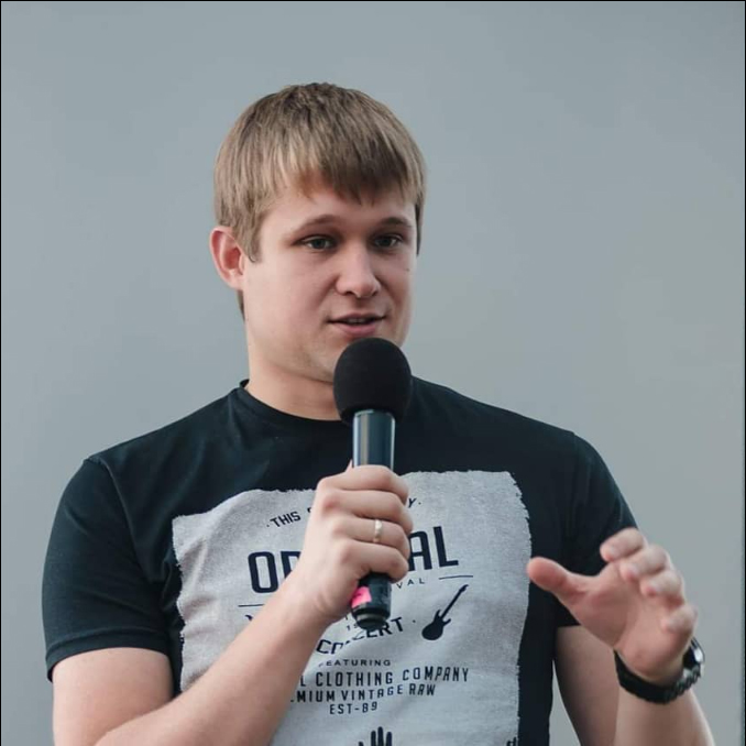 Илья Черепинец логотип