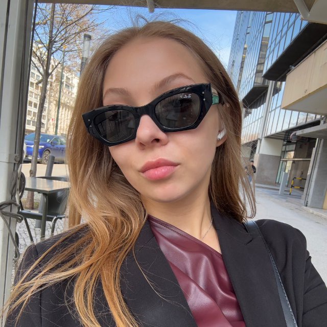 Ирина Хотвянская логотип
