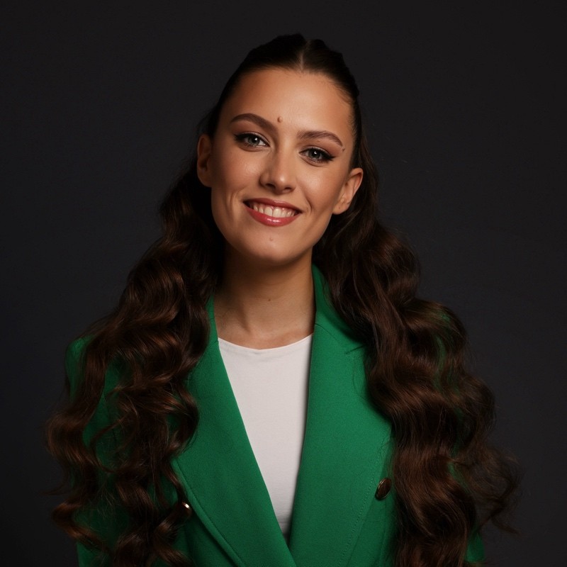 Карина Харченко логотип