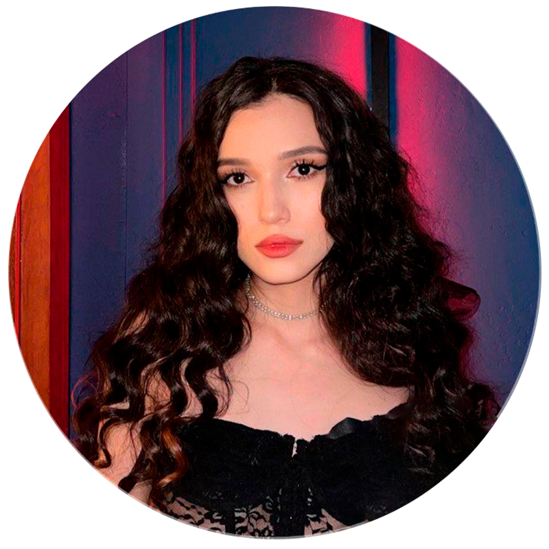 Мадина Омарова логотип