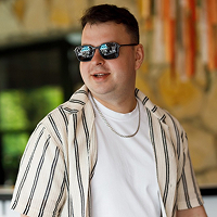 Евгений Кононенко логотип